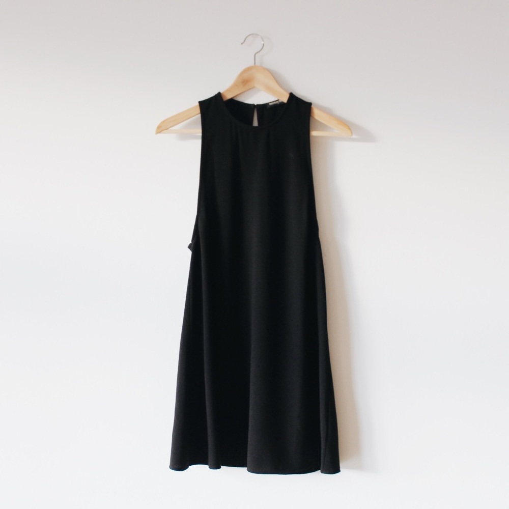 American Apparel Black Shift Dress - Picture 2 of 6